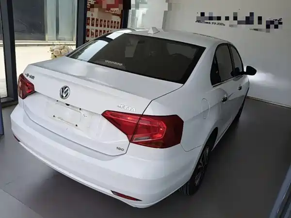 Volkswagen Jetta 2018