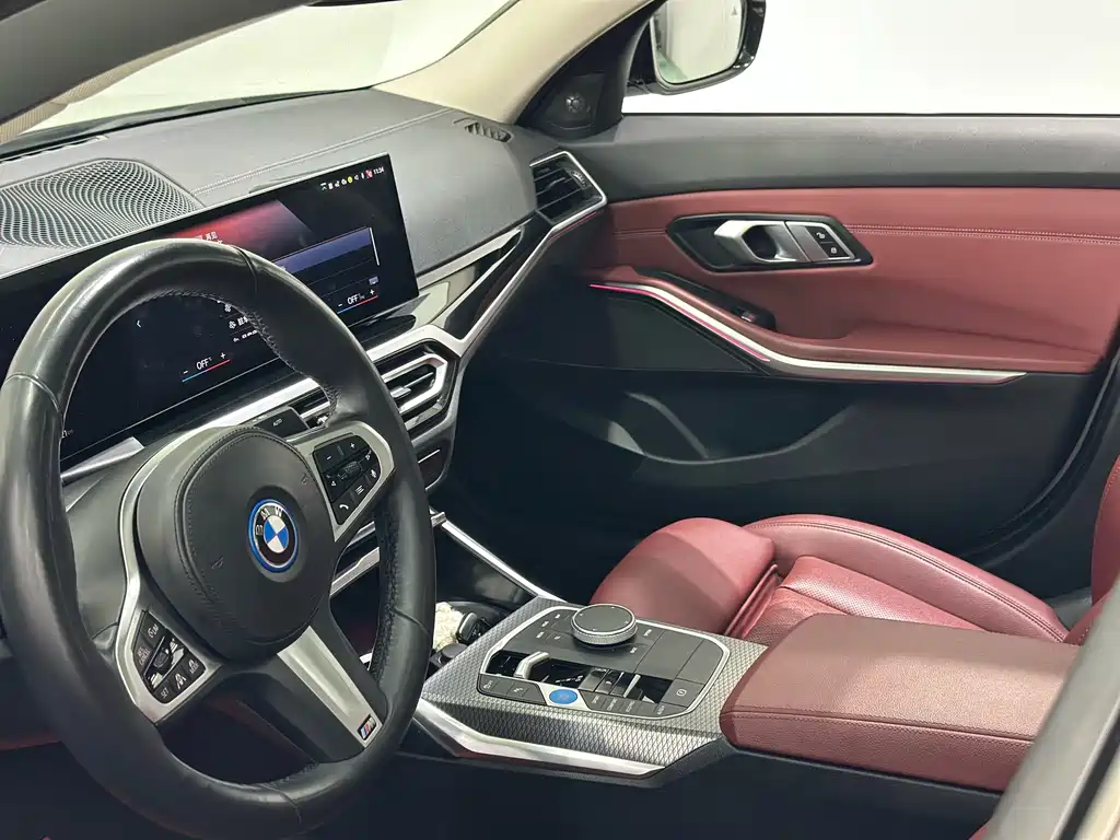 BMW i3 2023 — фото 11