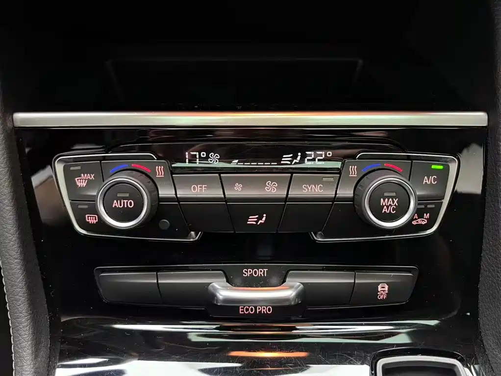 BMW 2 Series Station Wagon 2016 — фото 11