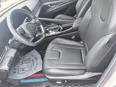 Hyundai Elantra 2021