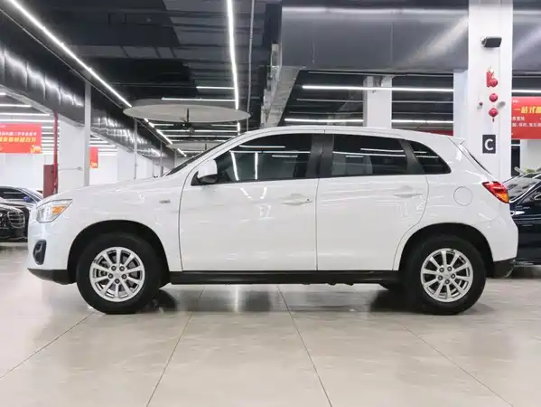 Mitsubishi Jinxuan ASX 2016