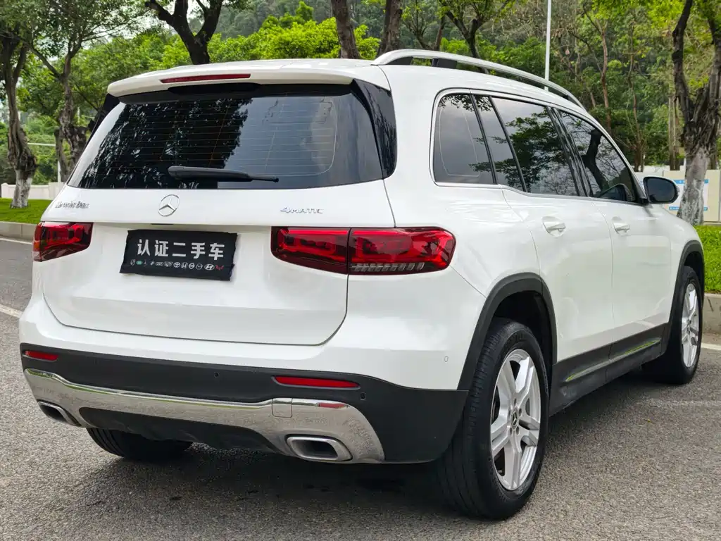 Mercedes-Benz GLB 2023 — фото 4