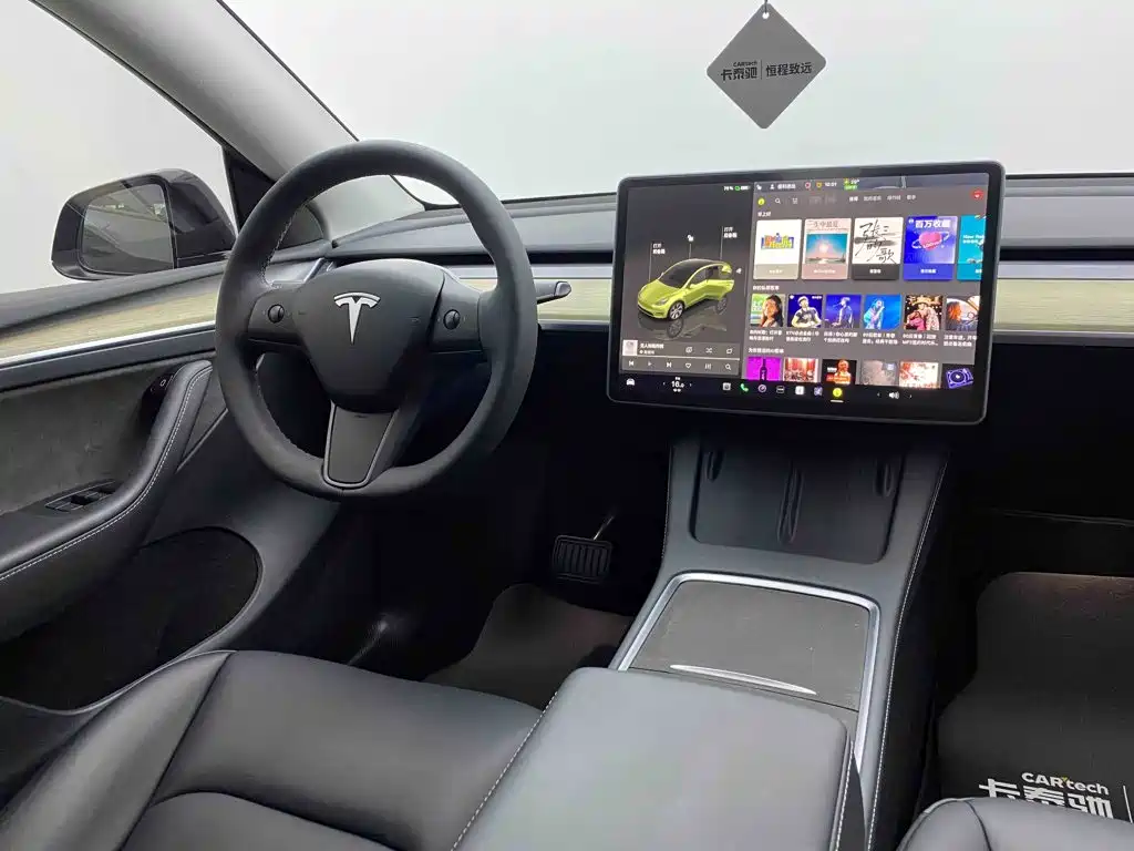 Tesla Model Y 2023 — фото 9