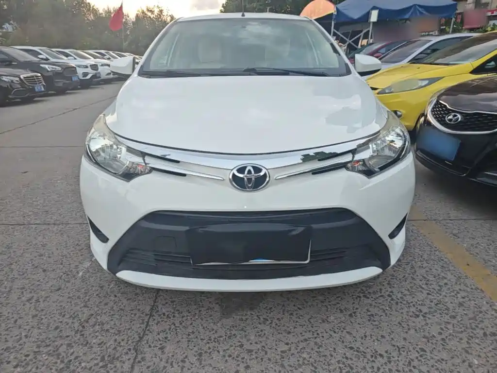 Toyota Vios 2016 — фото 3