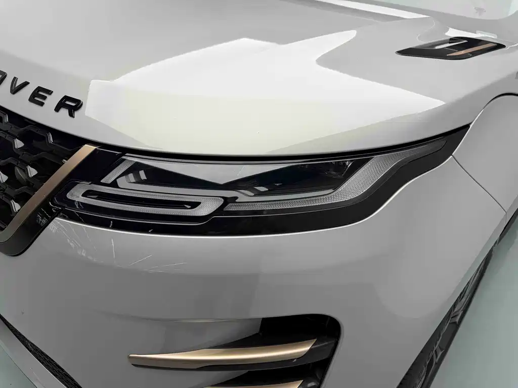 Land Rover Evoque 2024 — фото 18