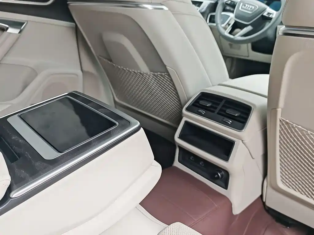Audi A6L 2025 — фото 14