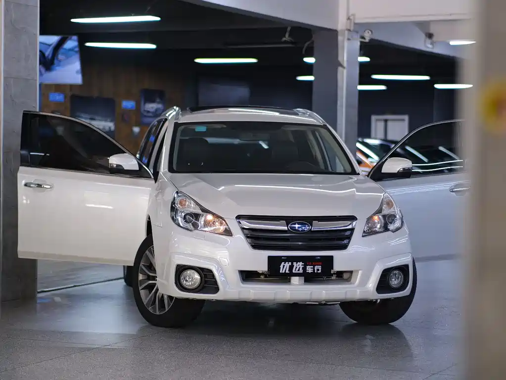 Subaru Outback 2014 — фото 11
