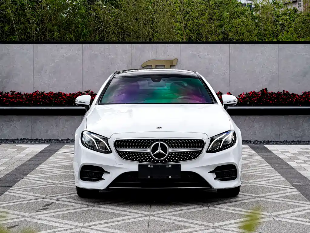 Mercedes-Benz E-Class 2019 — фото 3