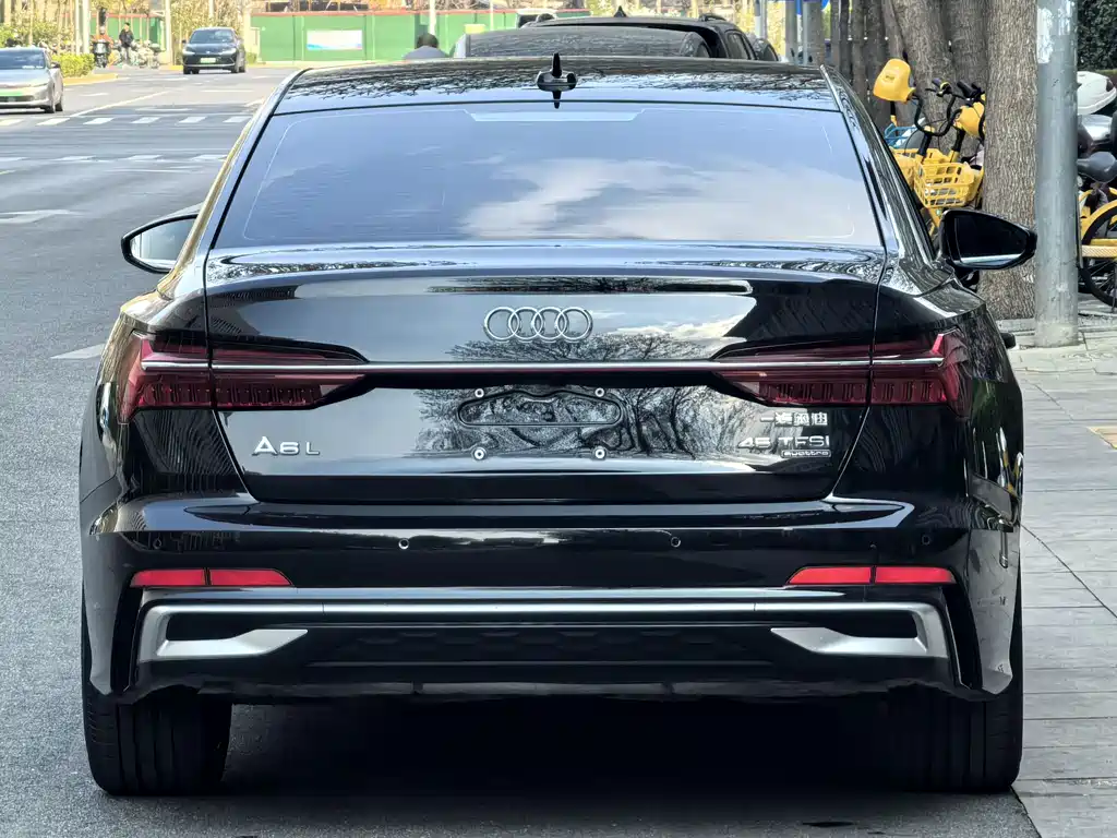 Audi A6L 2024 — фото 5