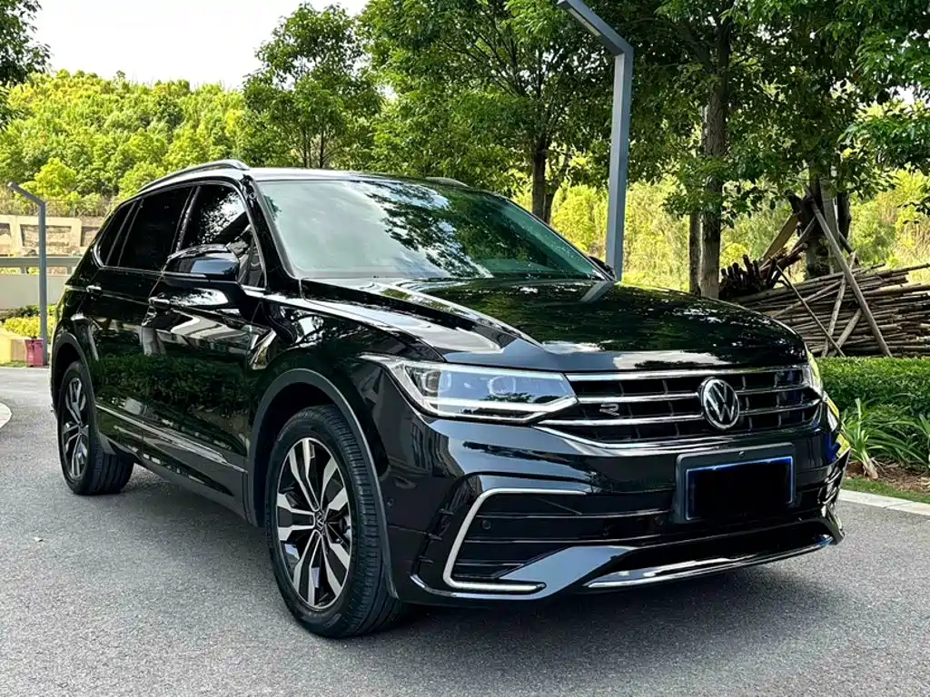 Volkswagen Tiguan L 2026 — фото 9