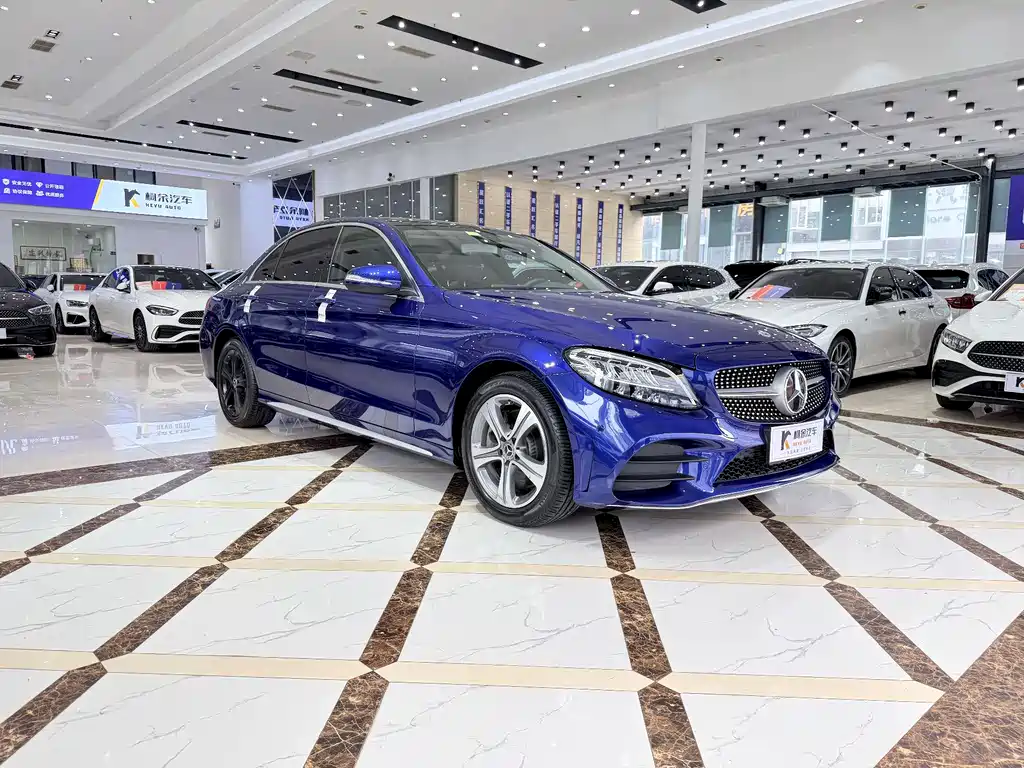 Mercedes-Benz C-Class 2019 — фото 4