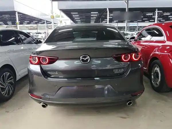 Mazda 3 Axela 2021