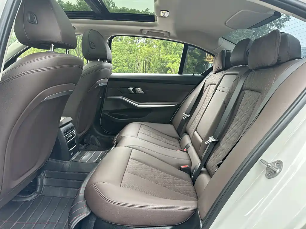 BMW i3 2022 — фото 10