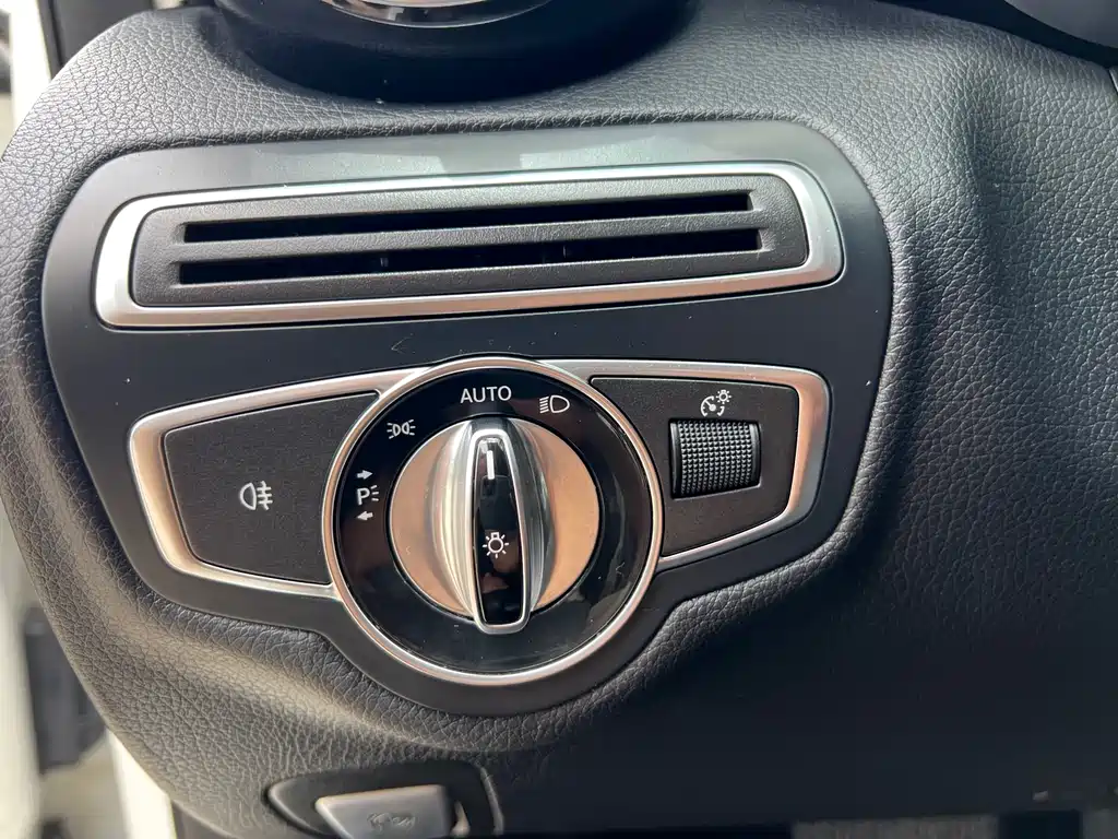 Mercedes-Benz C-Class 2015 — фото 13