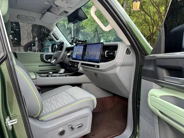 BAIC BJ40 2025