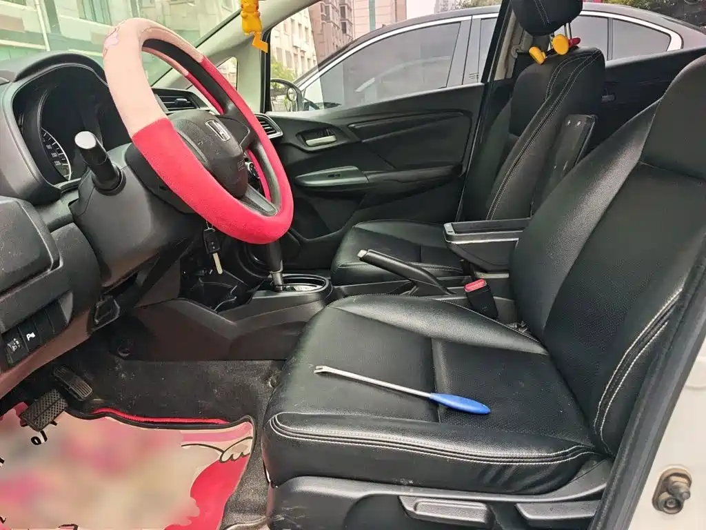 Honda Fit 2017 — фото 12