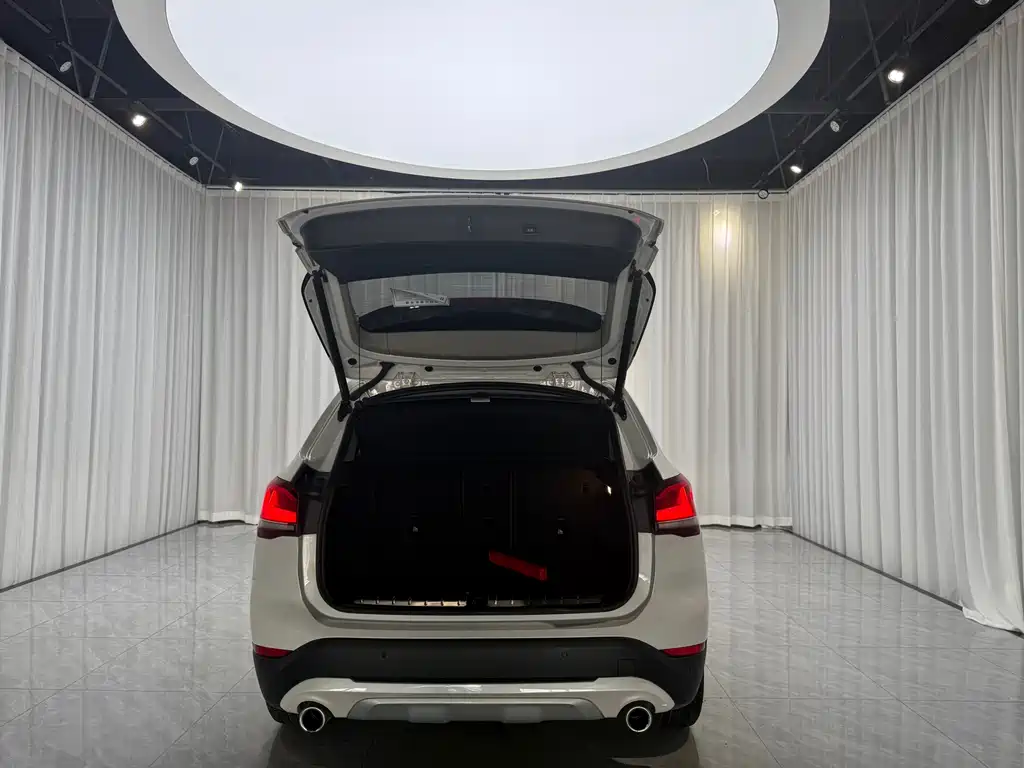 BMW X1 2021 — фото 17