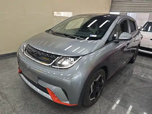 BYD Dolphin 2023