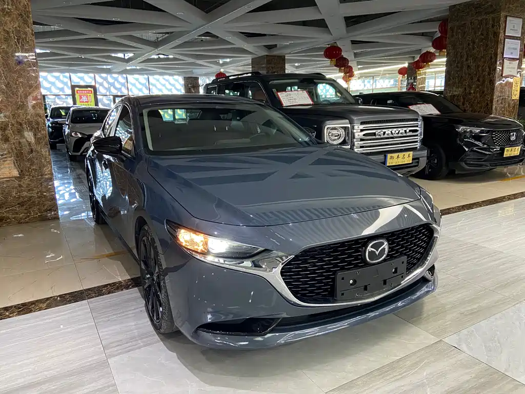 Mazda 3 Axela 2023