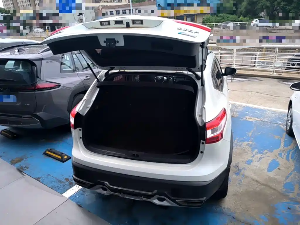 Nissan Qashqai 2018 — фото 19