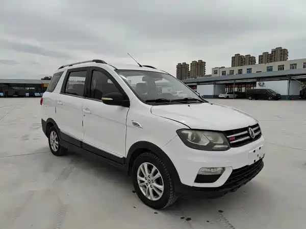 Dongfeng Scenery 370 2016