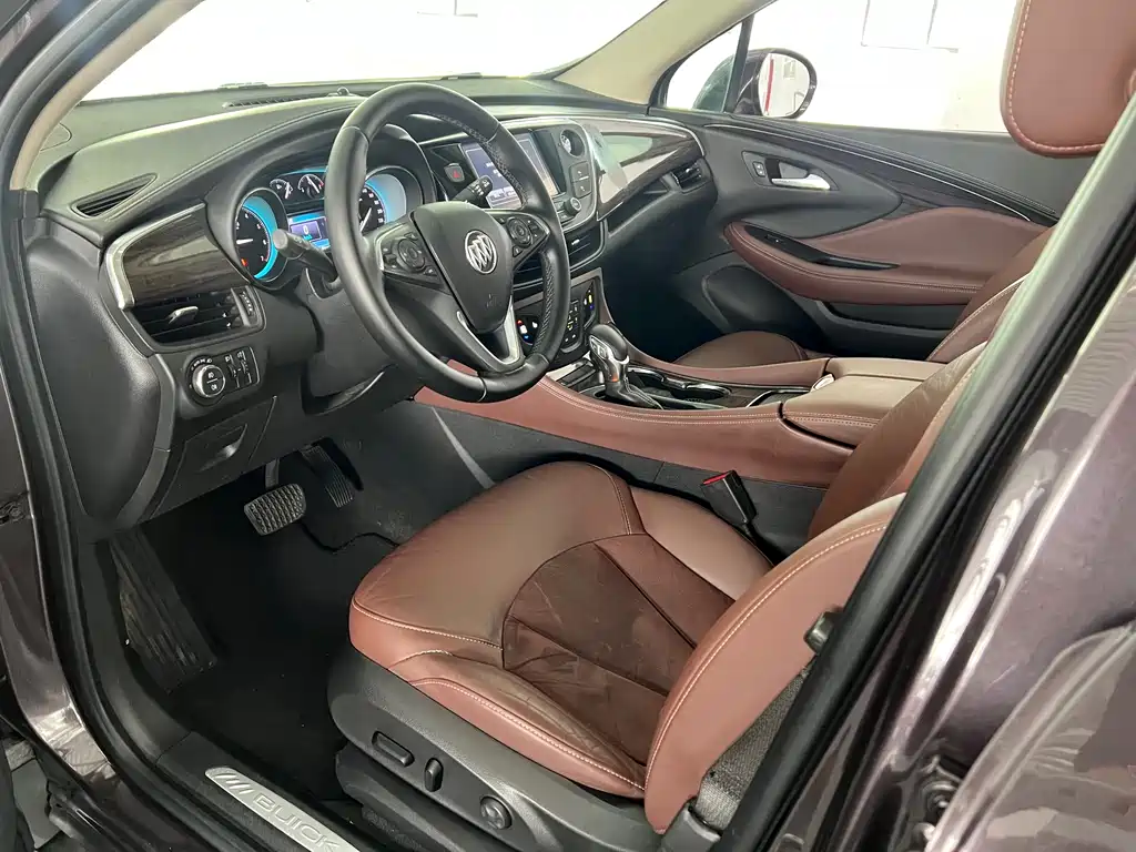 Buick Envision Plus 2017 — фото 9