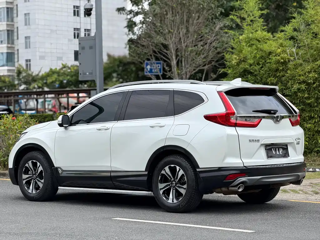 Honda CR-V 2018 — фото 11