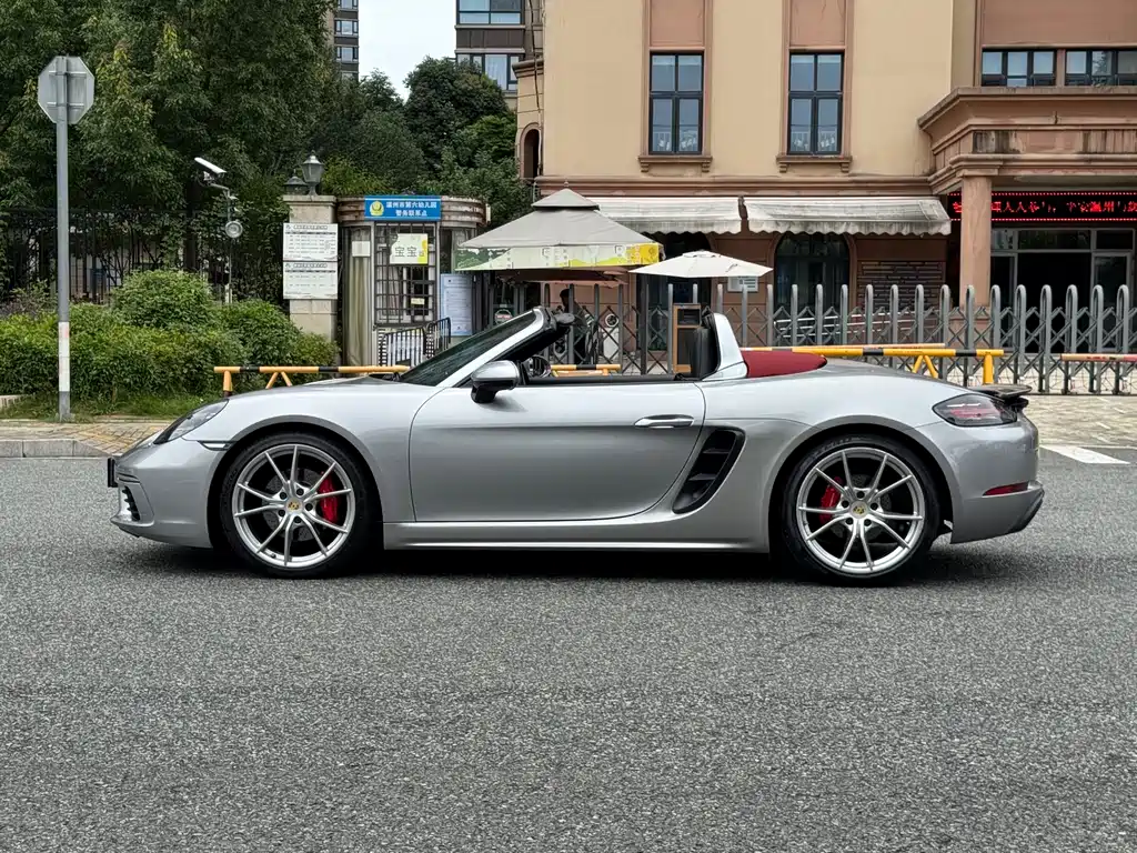 Porsche 718 2018 — фото 15