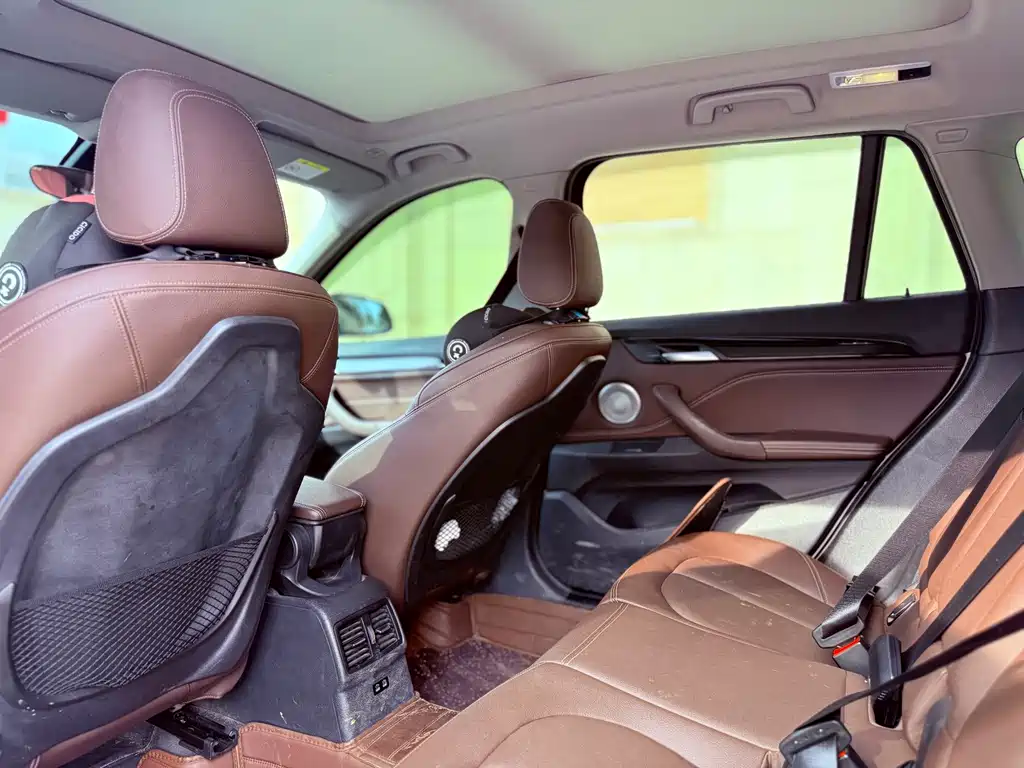 BMW X1 2021 — фото 11