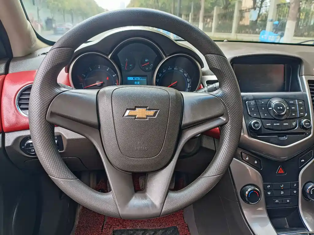 Chevrolet Cruze 2016 — фото 27