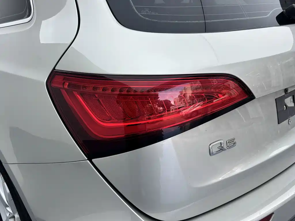 Audi Q5 2014 — фото 16