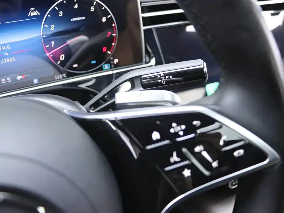 Mercedes-Benz E-Class 2024 — фото 10