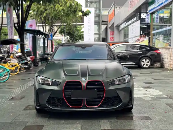 BMW M4 2025