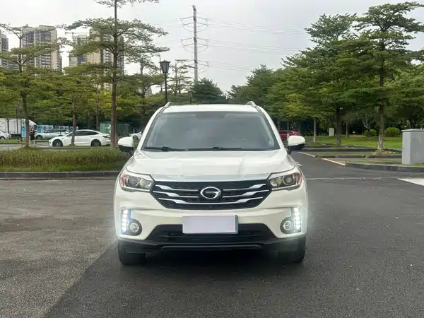 GAC Trumpchi GS4 2017