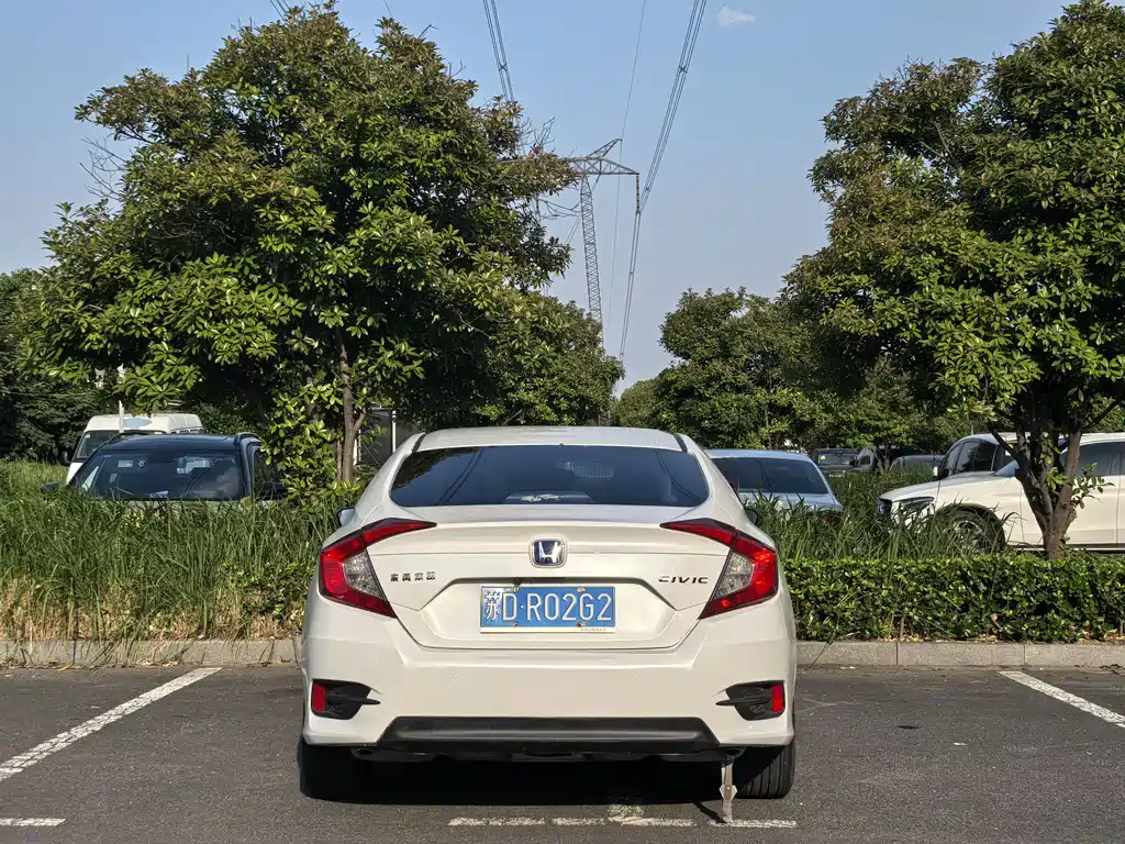 Honda Civic 2019 — фото 13