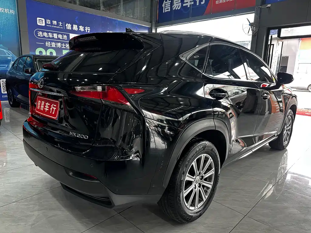 Lexus NX 2016 — фото 15