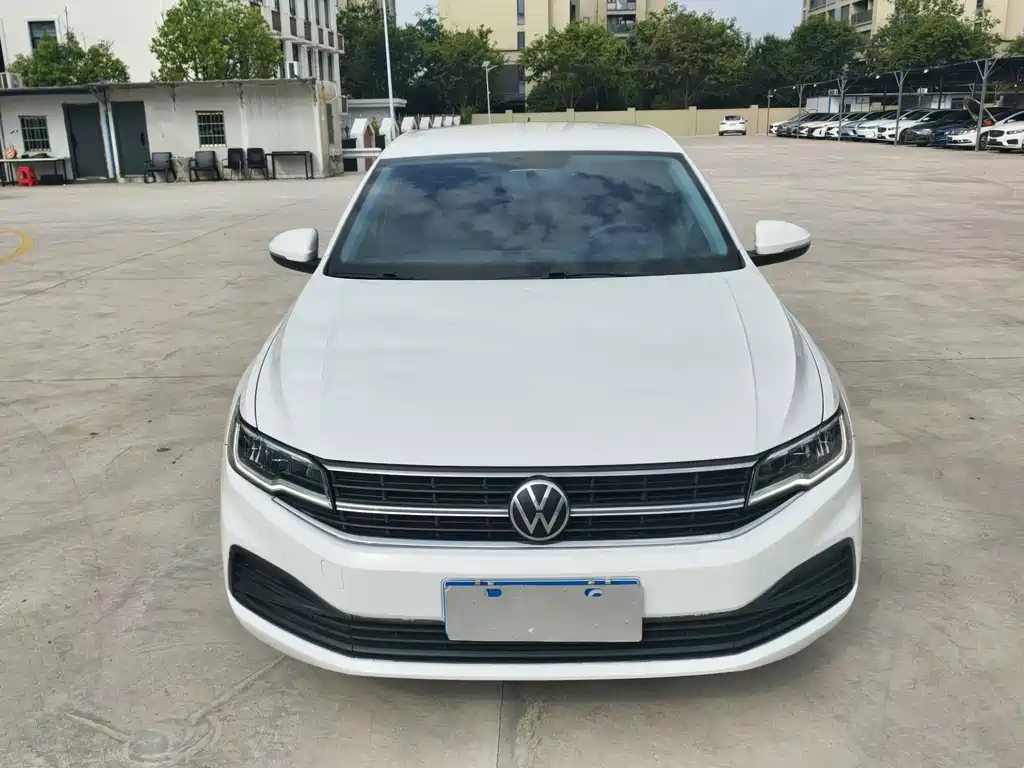Volkswagen Bora 2021