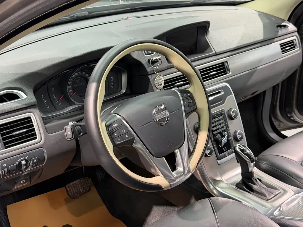 Volvo S80L 2014 — фото 10