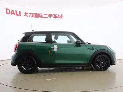 MINI MINI 2022