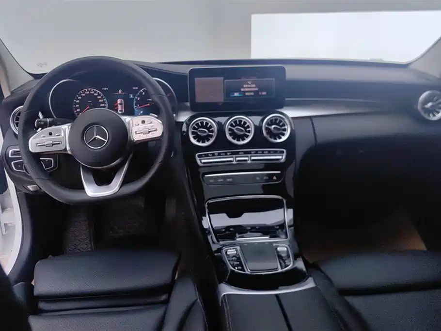 Mercedes-Benz C-Class 2021 — фото 11