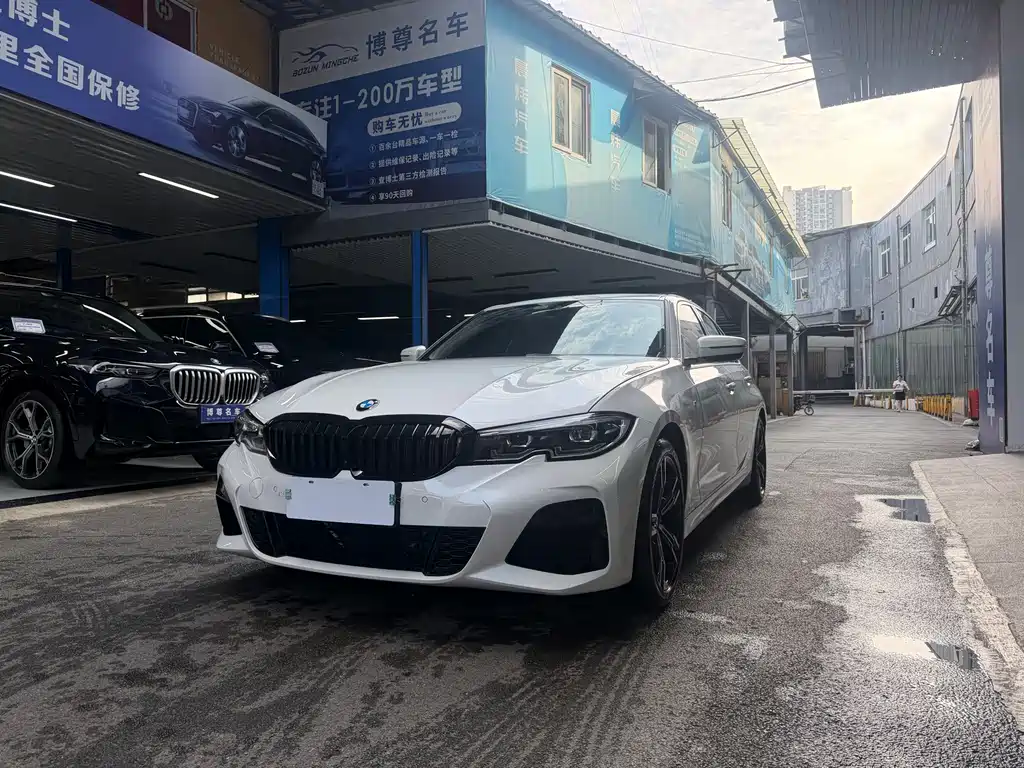 BMW 3 Series 2021