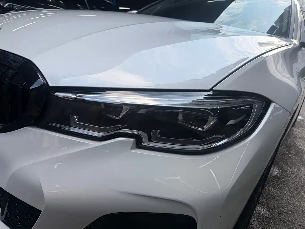 BMW 3 Series 2021
