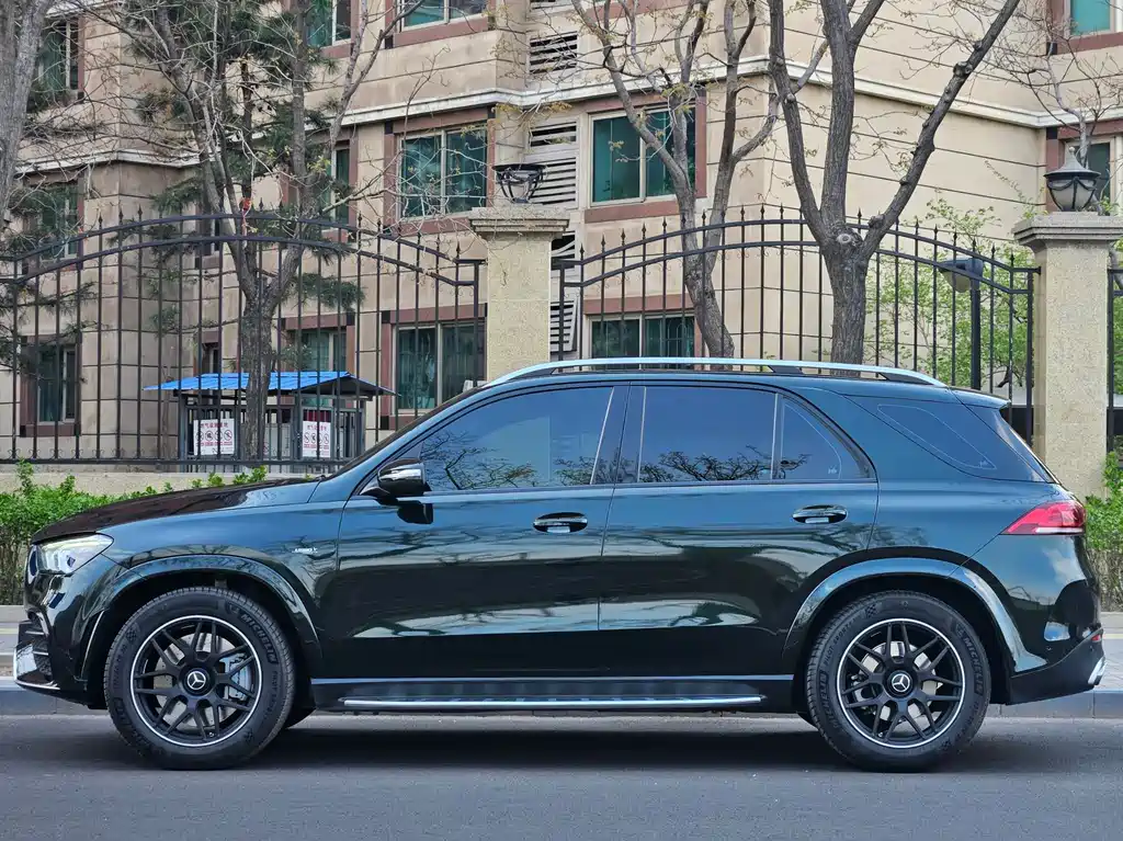 Mercedes-Benz GLE AMG 2021 — фото 2