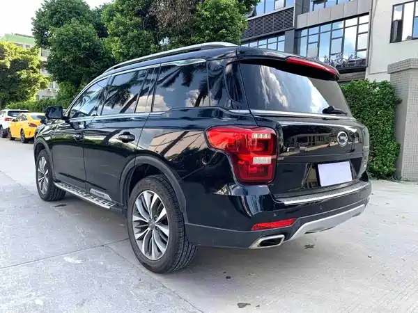 GAC Trumpchi GS8 2017