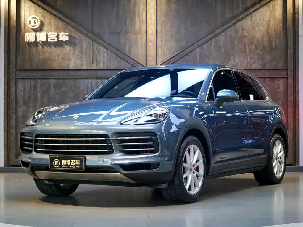 Porsche Cayenne 2019 — фото 1