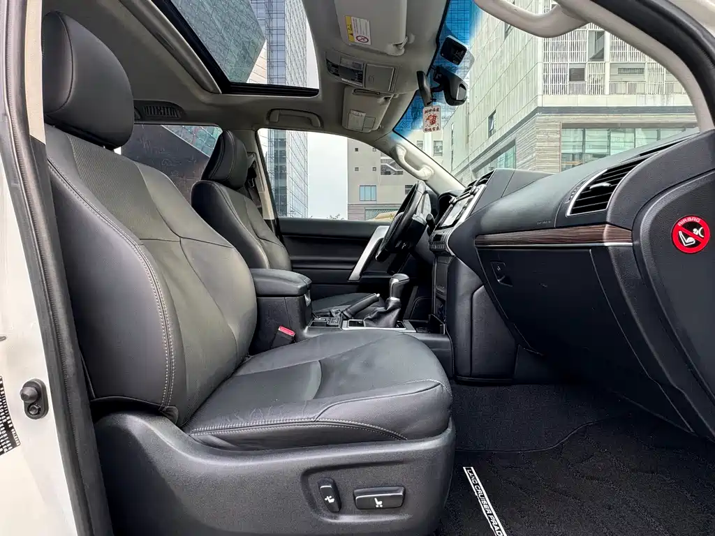 Toyota Prado 2019 — фото 8