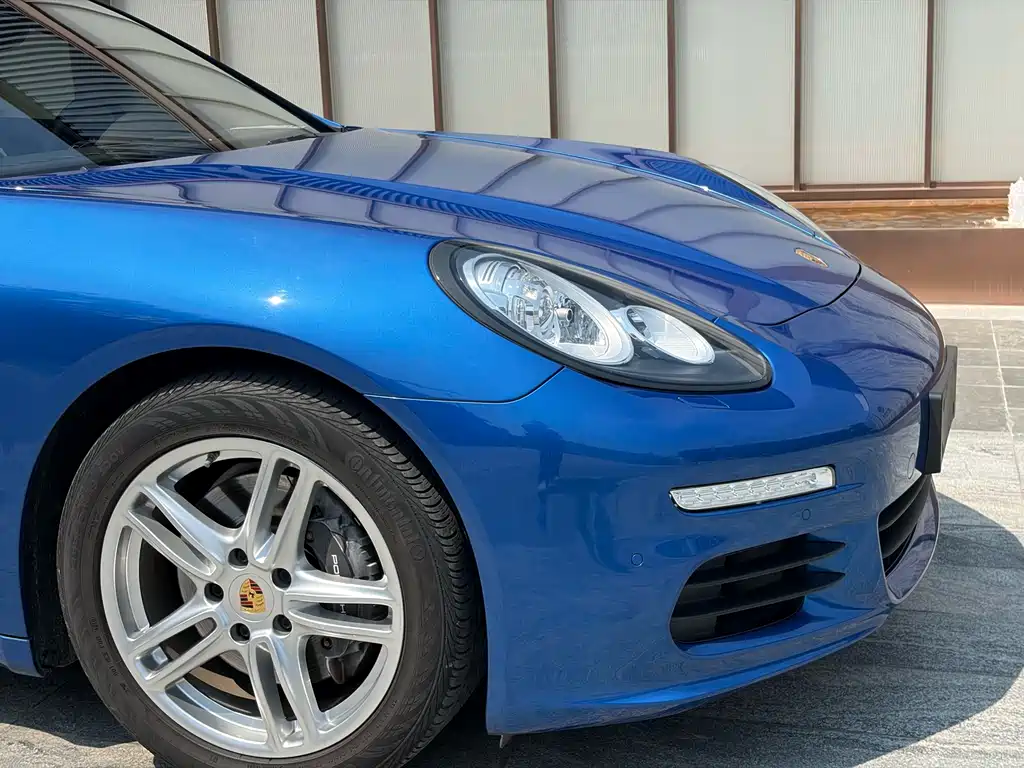 Porsche Panamera 2016 — фото 12