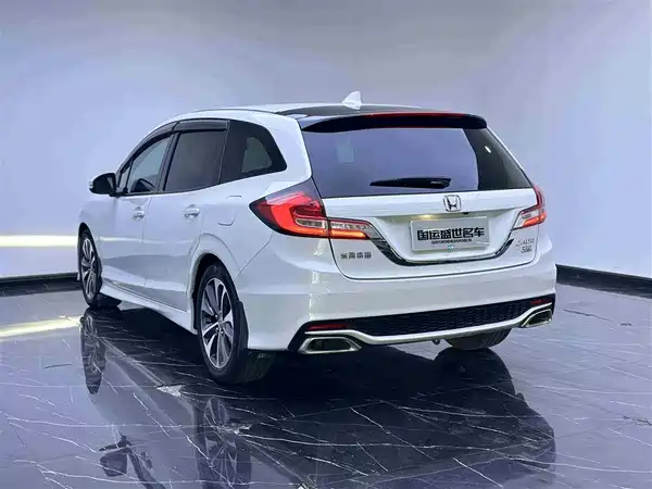 Honda Jade 2017