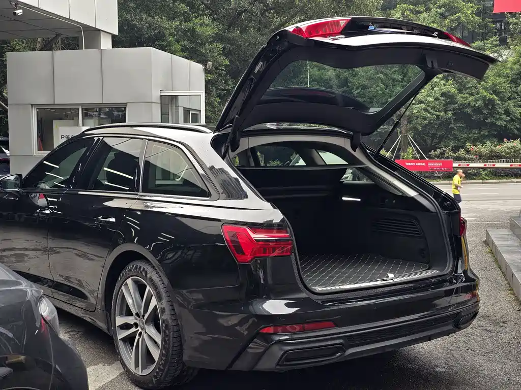 Audi A6 2022 — фото 10