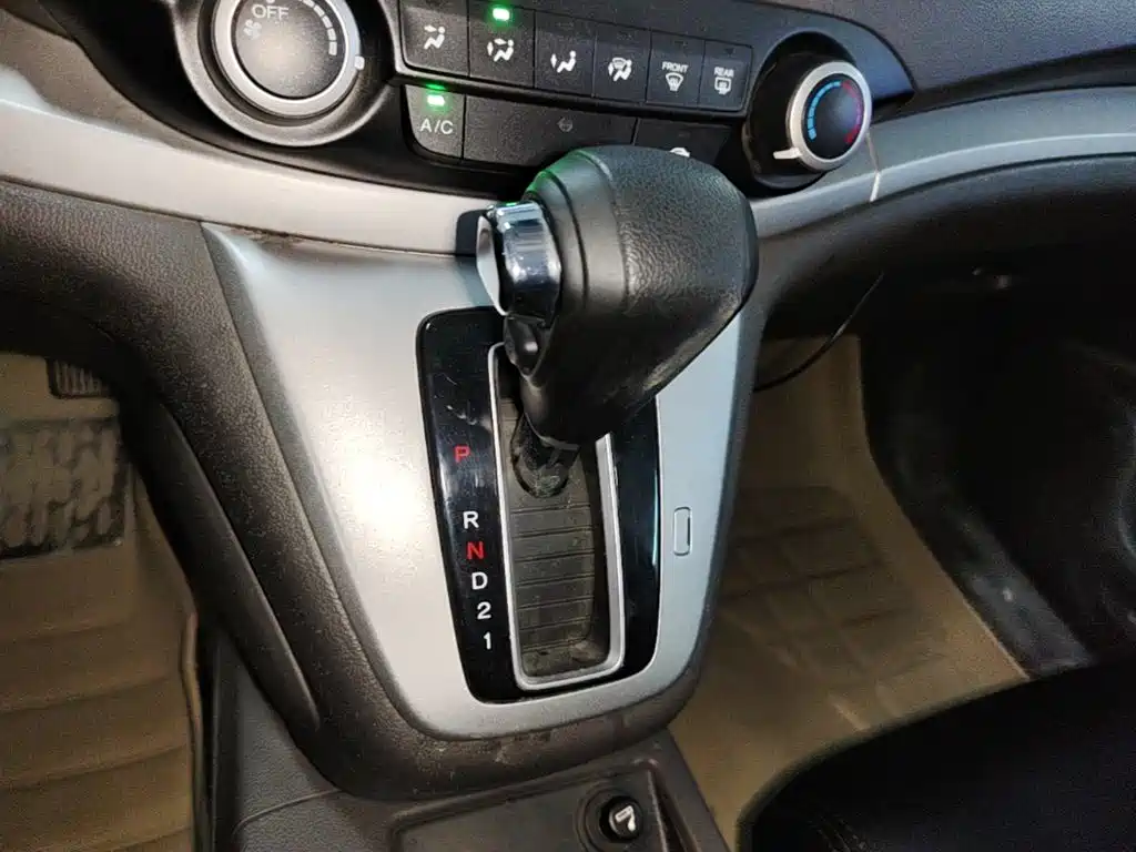 Honda CR-V 2015 — фото 14